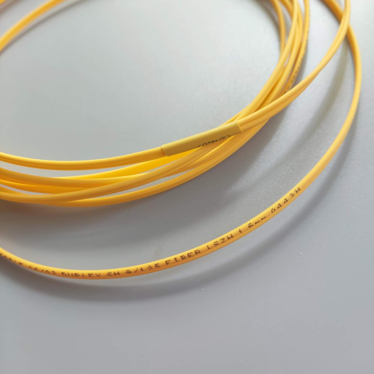 Fiber Optic Cable LC/UPC-LC/UPC 3M Single Mode Double Core LSZH 9/125μm 1.6mm Fiber Optic Patchcord