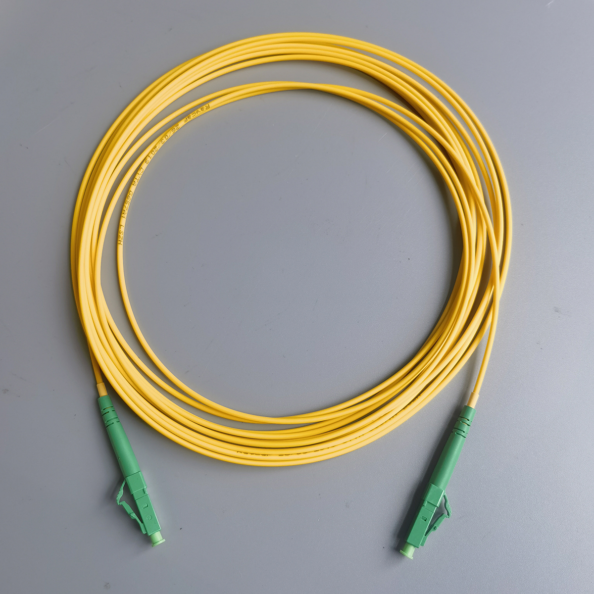 Fiber Optic Internet Cable LSZH G657A2 Single Mode LC/APC-LC/APC FTTH Optical Fiber Connectors