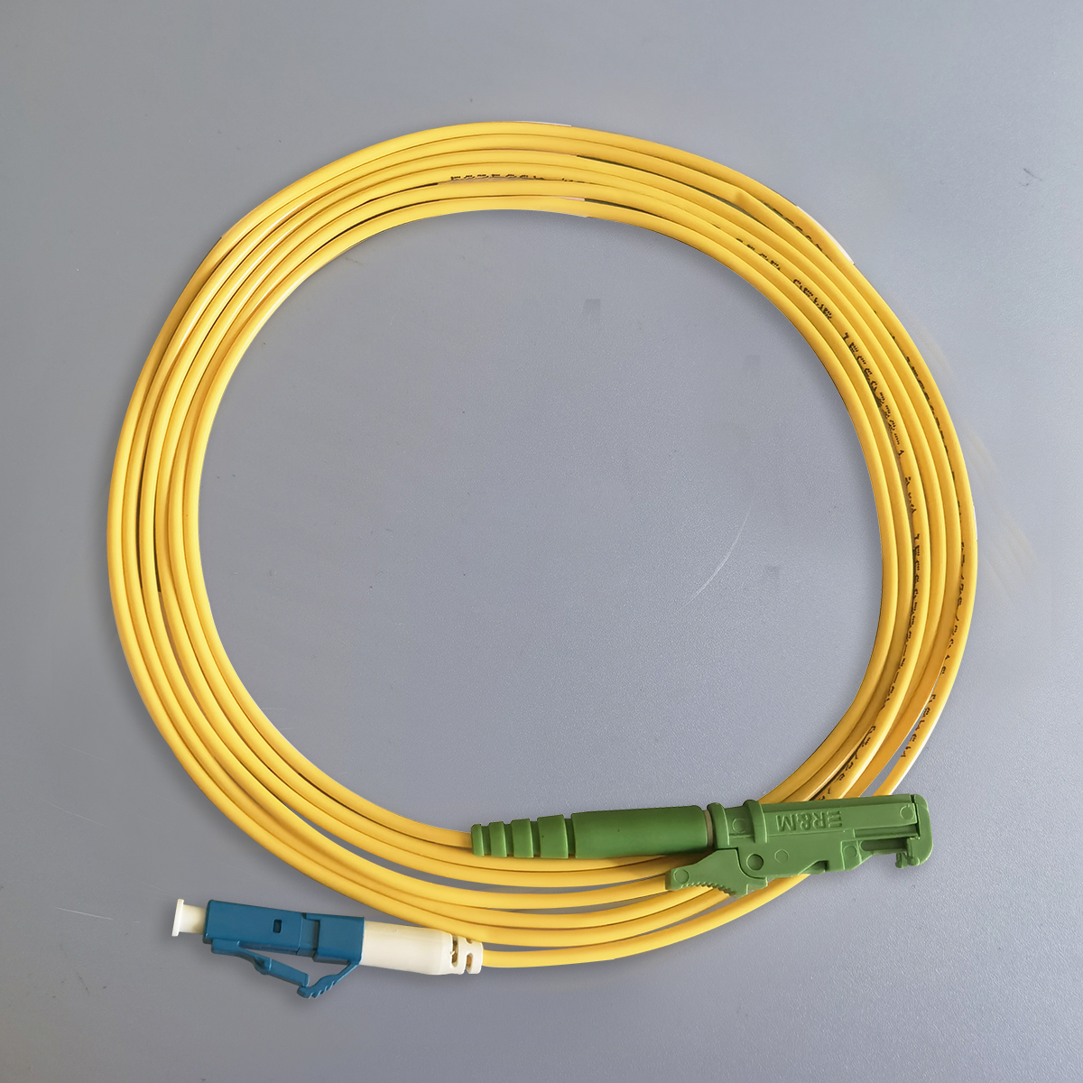 Fiber Optic Extension Cable FTTH 2.0mm E2000/APC-LC/PC Single Mode G652D  Fibra Optica