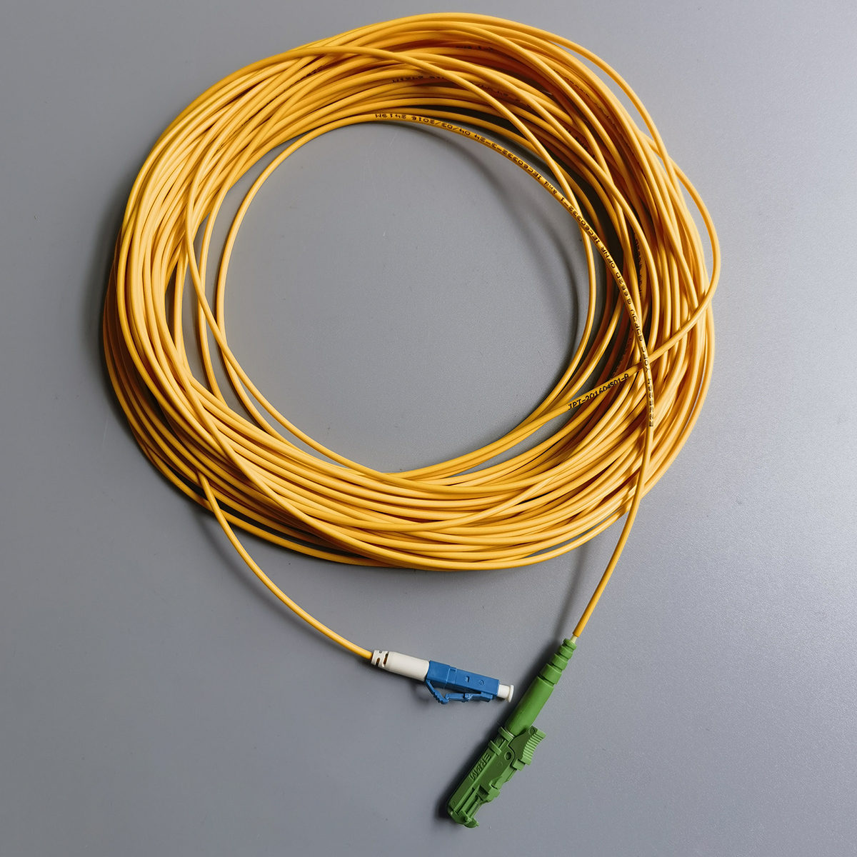 Fiber Optic Extension Cable FTTH 2.0mm E2000/APC-LC/PC Single Mode G652D  Fibra Optica