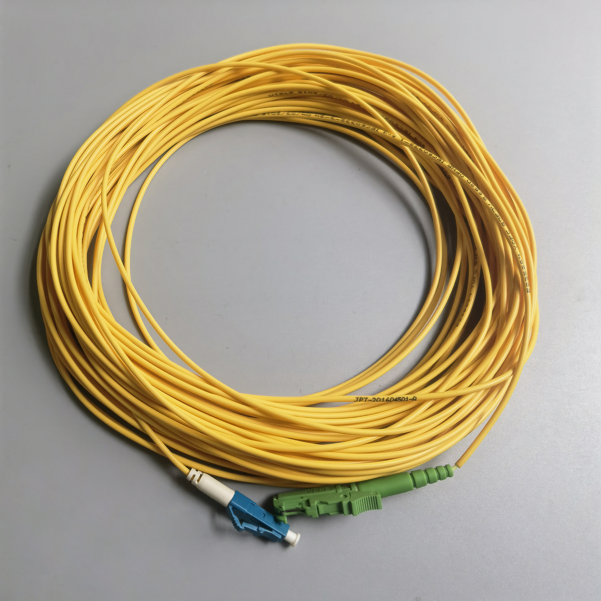 Fiber Optic Extension Cable FTTH 2.0mm E2000/APC-LC/PC Single Mode G652D  Fibra Optica