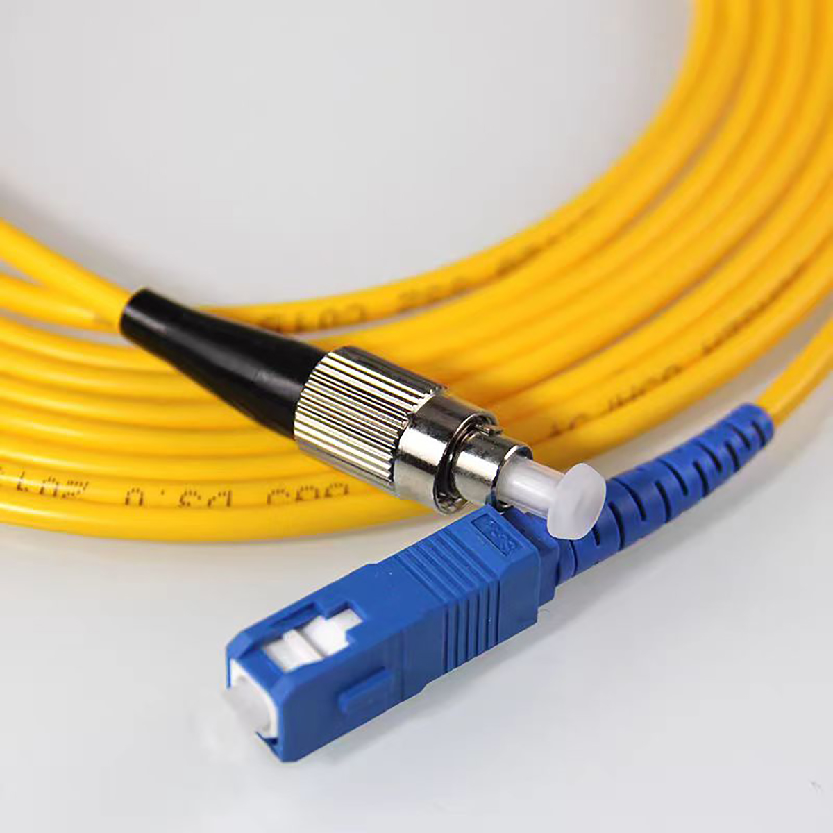 FC/UPC-SC/UPC Optical Fiber Patch Cord SM Simplex CoreFiber Optic Internet Cable 