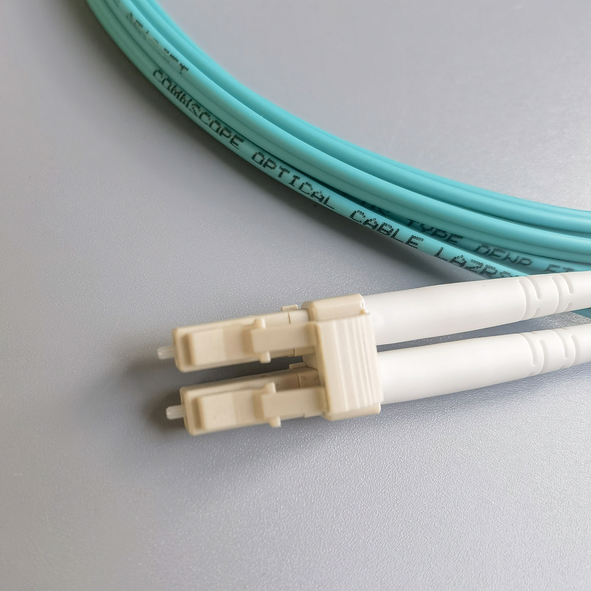 LC/UPC-SC/UPC OM3 LSZH Multi-Mode Double Core FTTH 3M 1.8mm Fiber Optic Extension Cable 