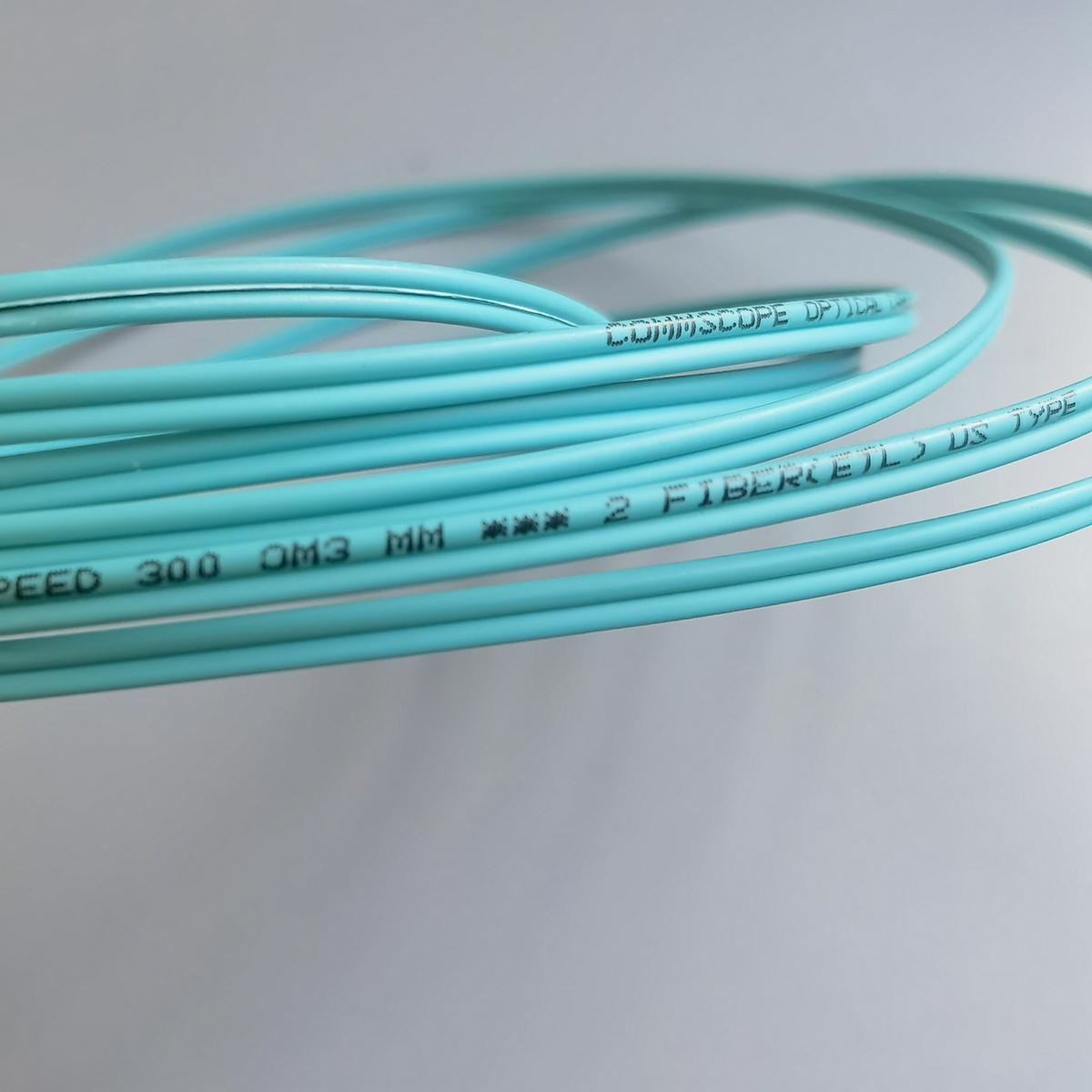 LC/UPC-SC/UPC OM3 LSZH Multi-Mode Double Core FTTH 3M 1.8mm Fiber Optic Extension Cable 
