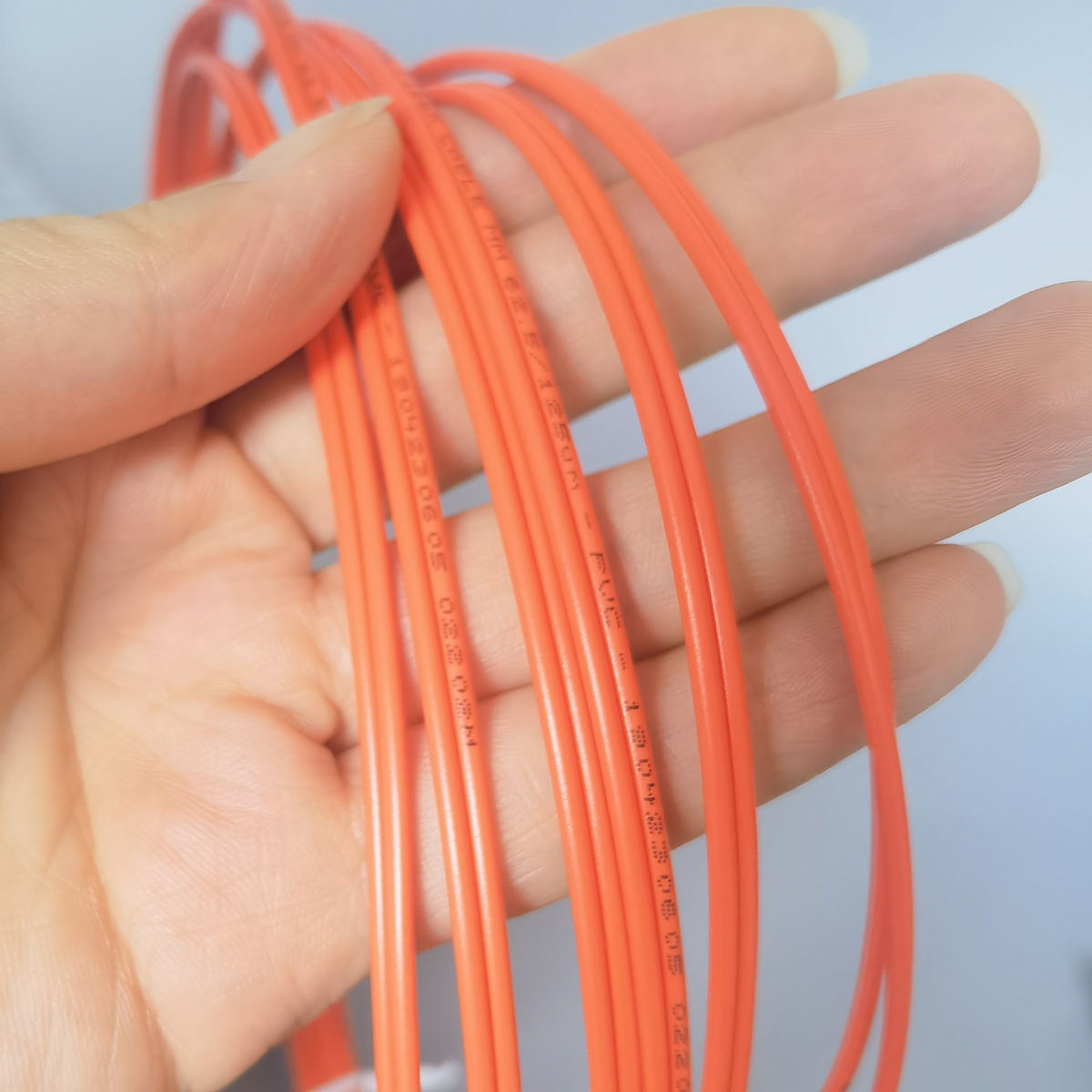 Fiber Optic Internet Cable FTTH  LC/UPC-LC/UPC 2.0mm Multi-Mode Dual Core Converter Patch Cord