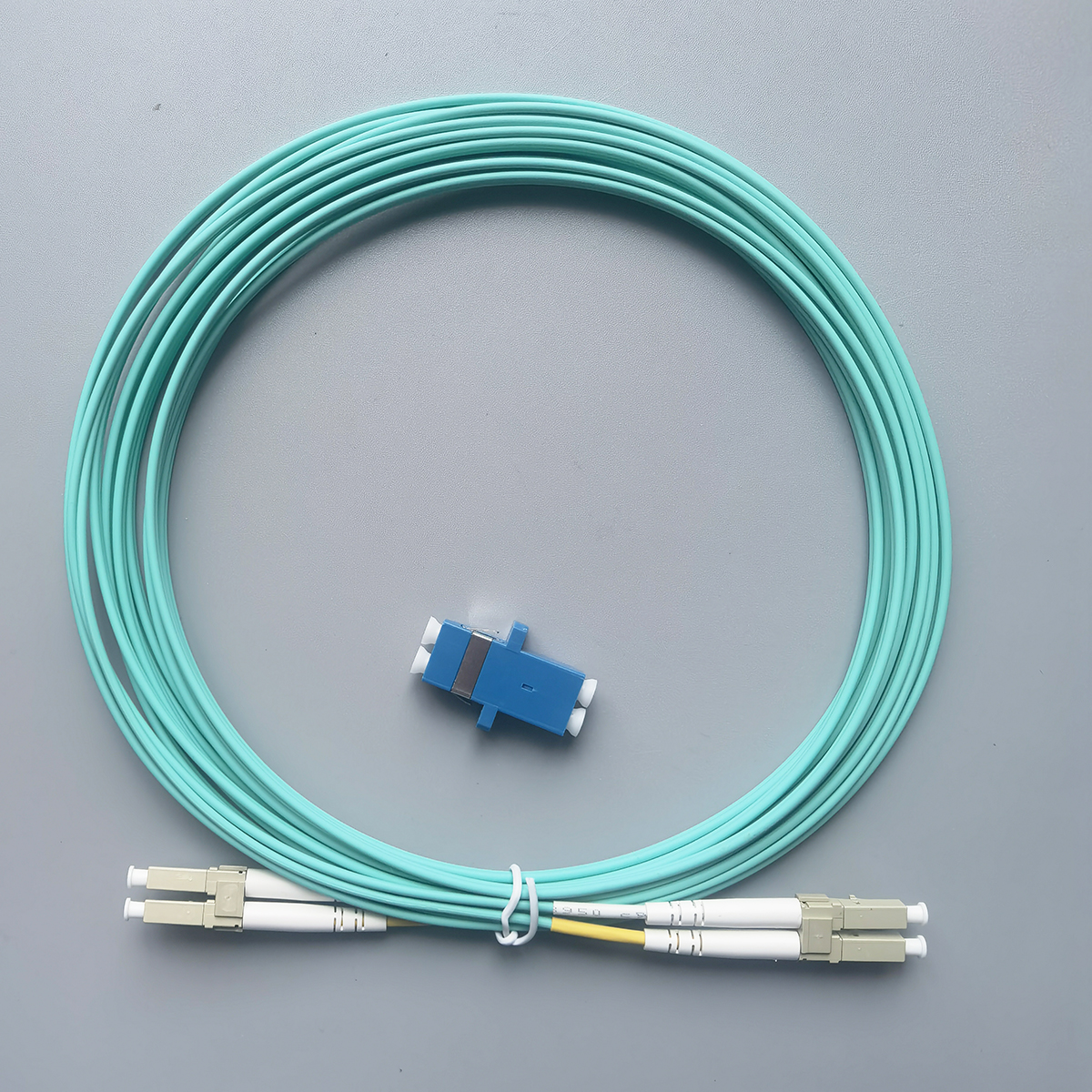 Fiber Optic Patch Cord OM4 10Gigabit Multi-Mode Dual Core Diameter LC/UPC-LC-UPC FTTH Indoor 