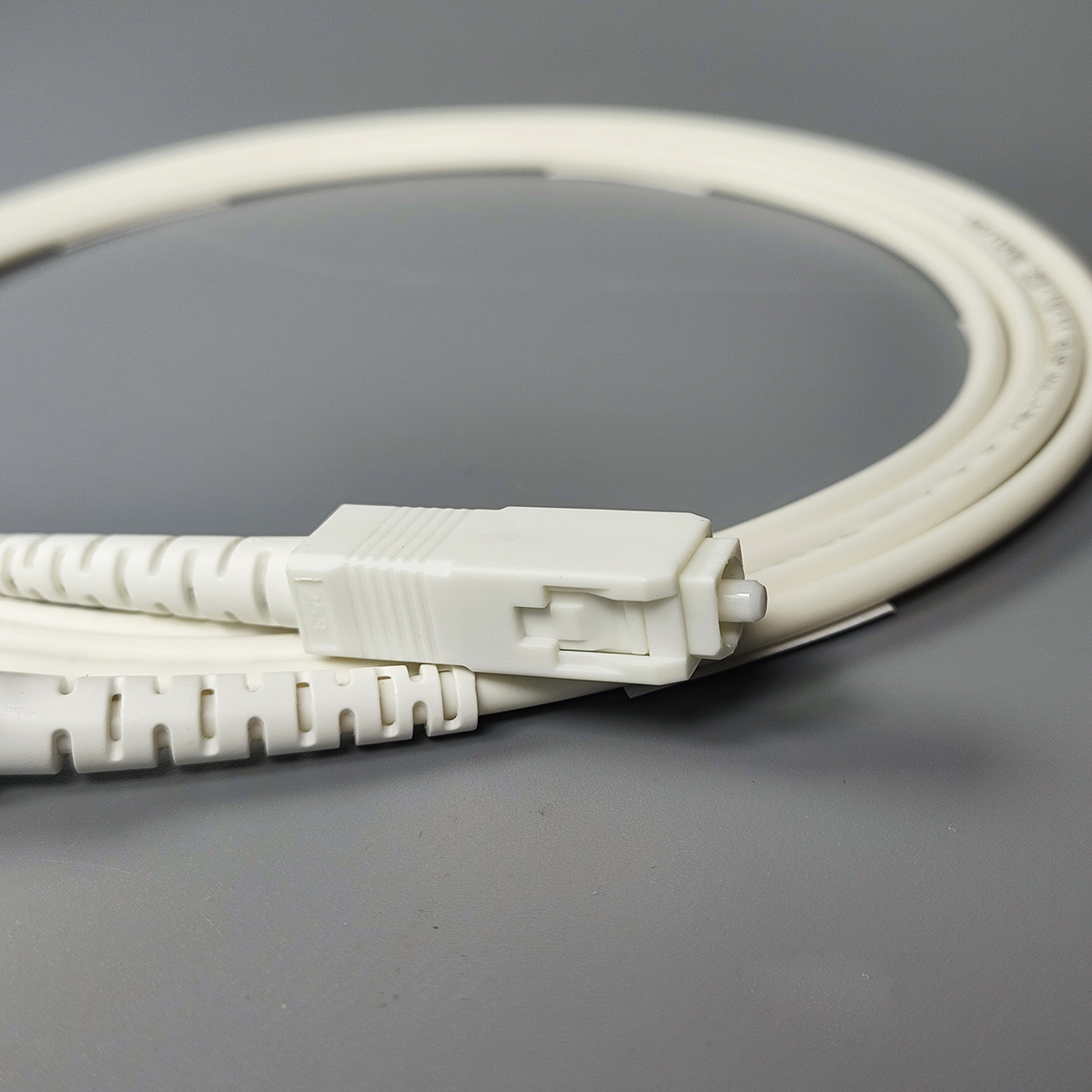 Optical Fiber Patch Cord SC/UPC-SC/UPC Single Mode FTTH White Fiber Optic Internet Cable 