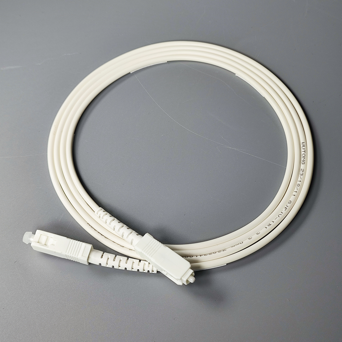 Optical Fiber Patch Cord SC/UPC-SC/UPC Single Mode FTTH White Fiber Optic Internet Cable 