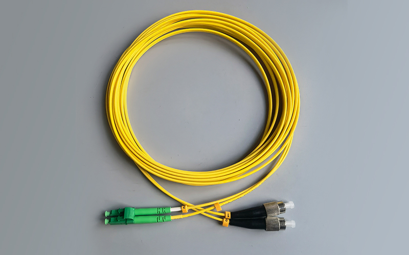 Fiber Patch Cord LC/APC-FC/PC  FTTH LSZH 2.0mm Extension Cable Single Mode Double Core