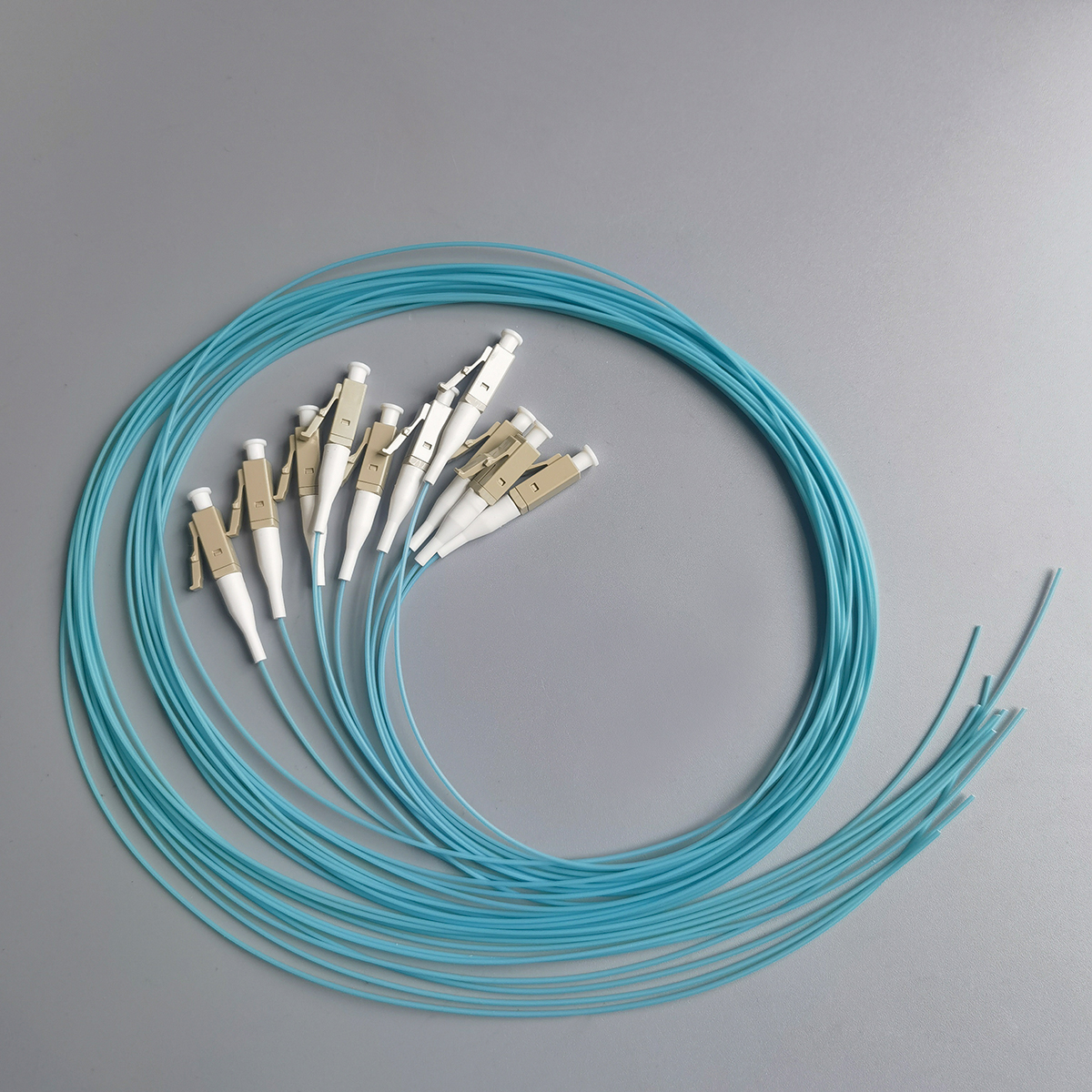 Fiber Optic Pigtail 10 szt LC/UPC Multi-Mode Indoor FTTH Optical Fiber Pigtail 1M Cable Pigtail