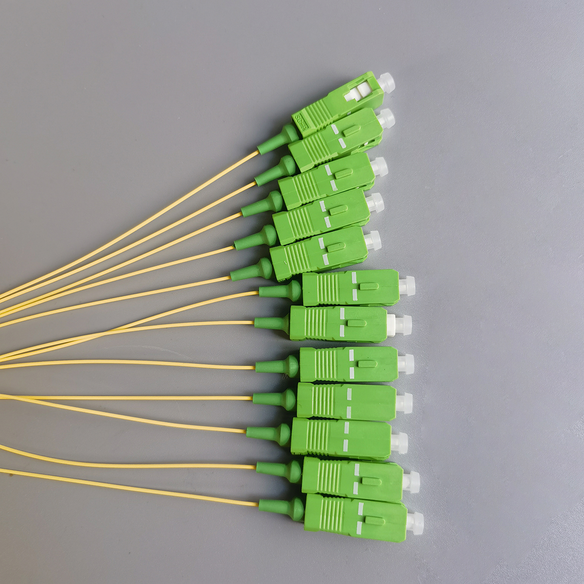 Fiber Optic Pigtail 12 szt SC/APC Single Mode Indoor FTTH Optical Fiber Pigtail 2M Cable Pigtail