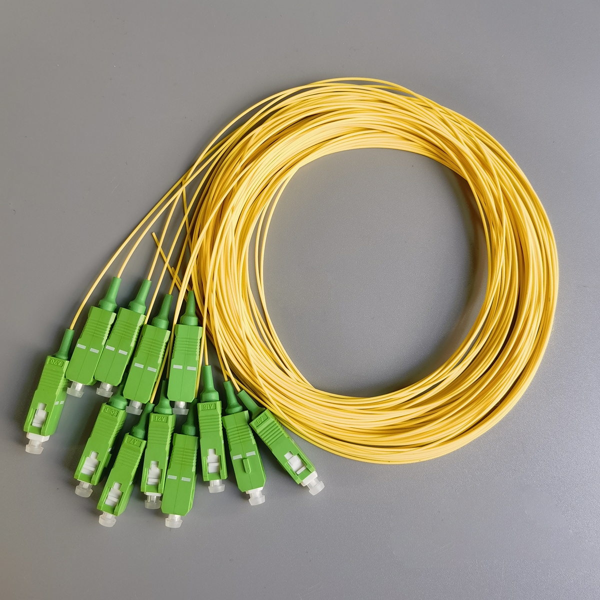 Fiber Optic Pigtail 12 szt SC/APC Single Mode Indoor FTTH Optical Fiber Pigtail 2M Cable Pigtail