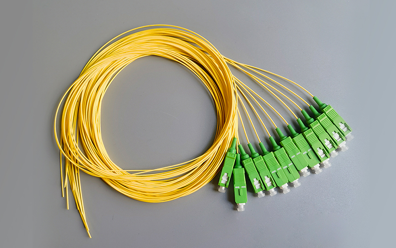 Fiber Optic Pigtail 12 szt SC/APC Single Mode Indoor FTTH Optical Fiber Pigtail 2M Cable Pigtail