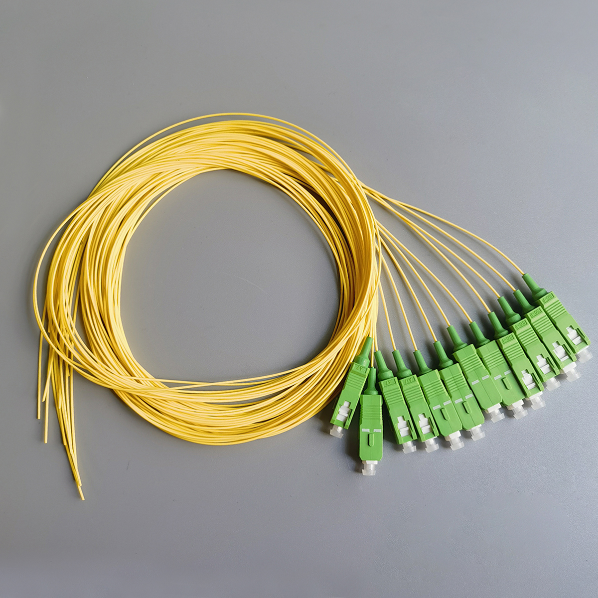 Fiber Optic Pigtail 12 szt SC/APC Single Mode Indoor FTTH Optical Fiber Pigtail 2M Cable Pigtail