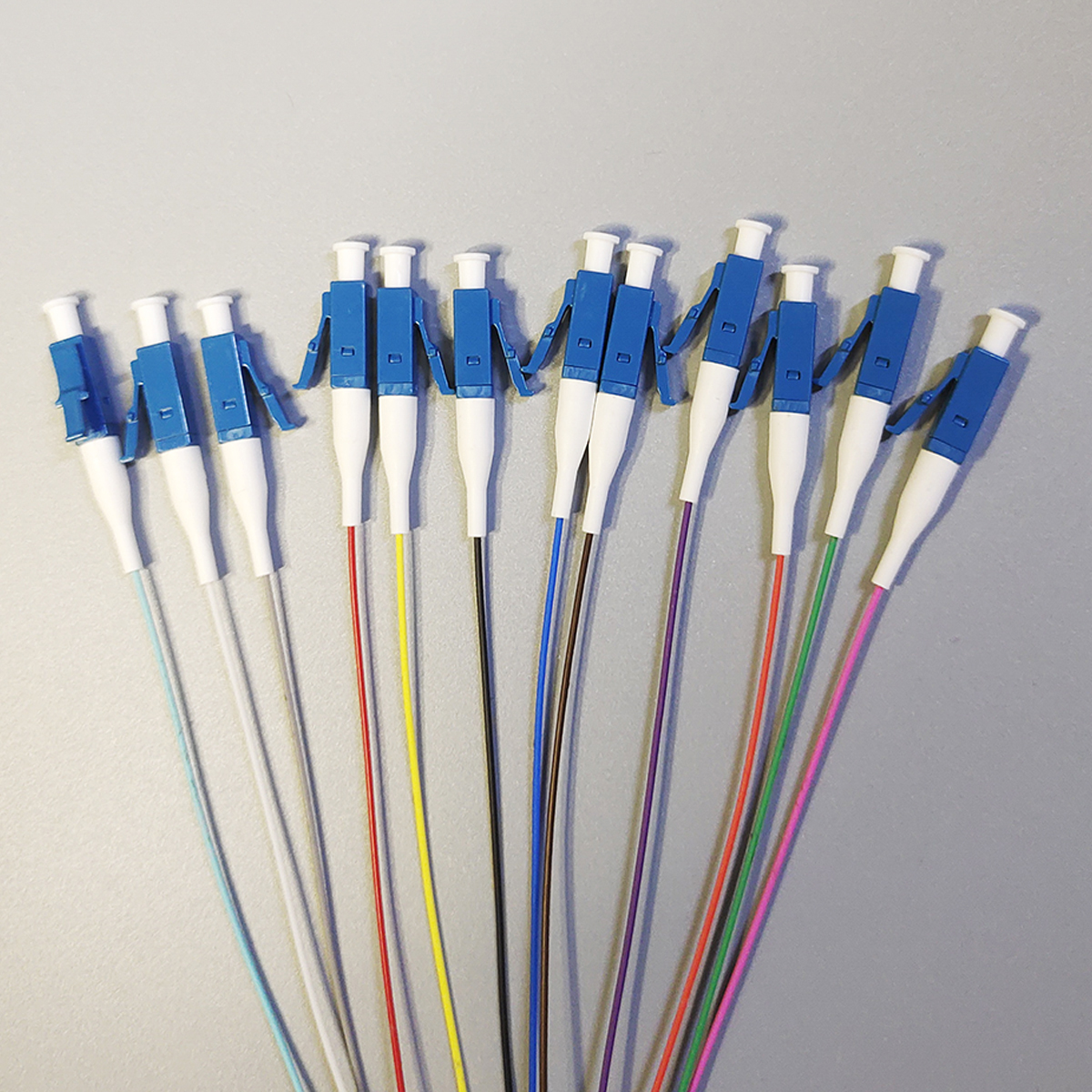 12 Colors LC/UPC Fiber Optical Colorful Pigtail 0.9mm Single Fiber Optic Pigtail Single Mode 1.5M  