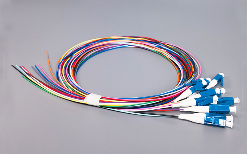 12 Colors LC/UPC Fiber Optical Colorful Pigtail 0.9mm Single Fiber Optic Pigtail Single Mode 1.5M  
