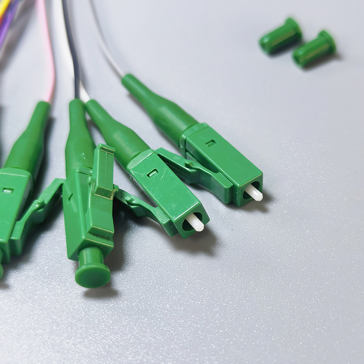 12-Core Bundle Pigtail Fiber Optical Colorful Pigtail FTTH Single Mode Simplex  LC/APC 0.9mm 1.5M