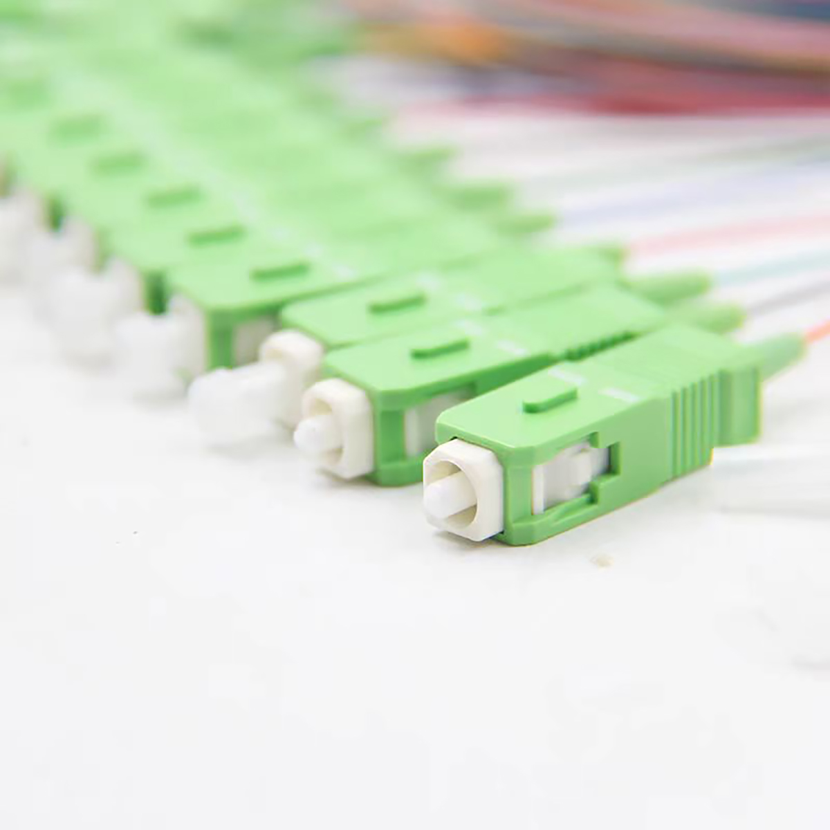 Optical Fiber Pigtail SC/APC 12 Colors Fiber Optic Pigtail 0.9mm Single Mode 1.5M Pigtail