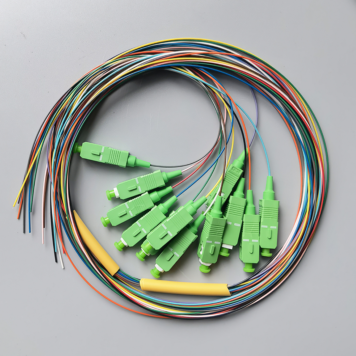 Optical Fiber Pigtail SC/APC 12 Colors Fiber Optic Pigtail 0.9mm Single Mode 1.5M Pigtail
