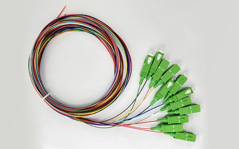 Optical Fiber Pigtail SC/APC 12 Colors Fiber Optic Pigtail 0.9mm Single Mode 1.5M Pigtail