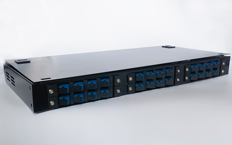 The 12/24/48 Ports FTTH Fiber Optic Terminal Box Full SC LC  Ports Fiber Optical Patch Panel