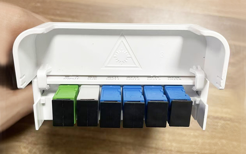 Fiber Optic Terminal Box Panel  Indoor FTTH Optical Router 1/4 Optical Fiber Terminal Box 
