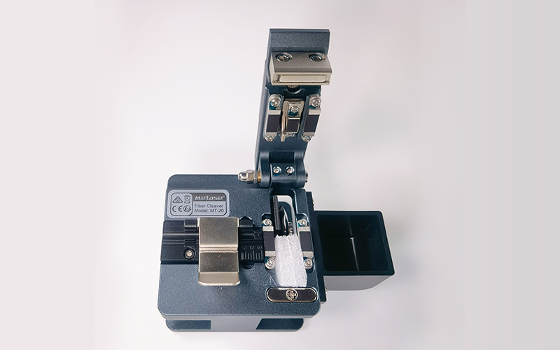 Fiber Optic Cable Cutter Knife  MT-20 Fiber Cleaver High Precision Fiber Cutting Machine FTTH 