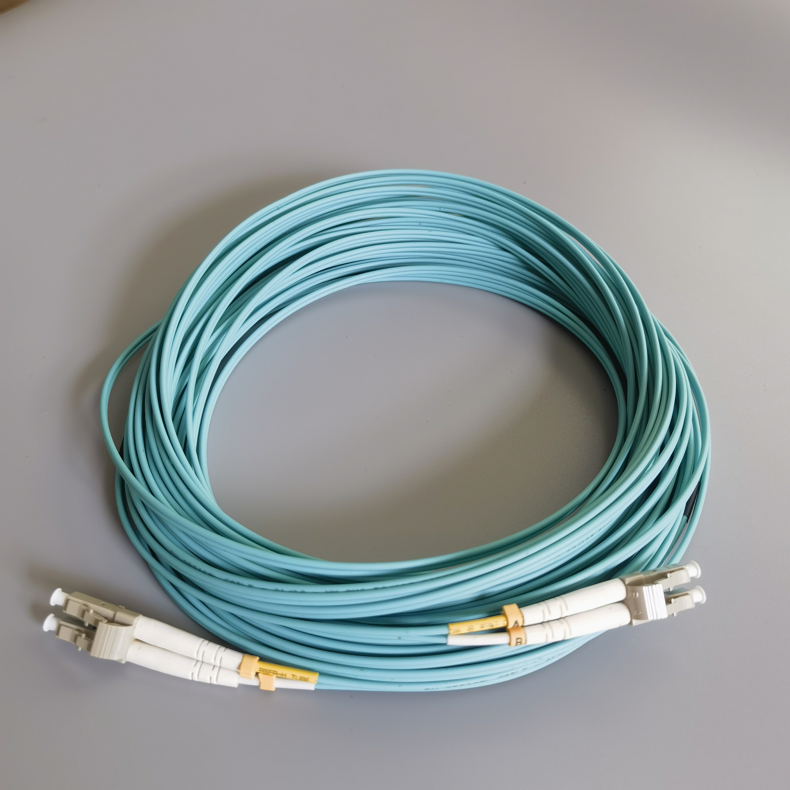 Fiber Optic Cable 15M OM4 Multimode LC UPC-LC UPC LSZH  Indoor Fiber Optic Patch Cord