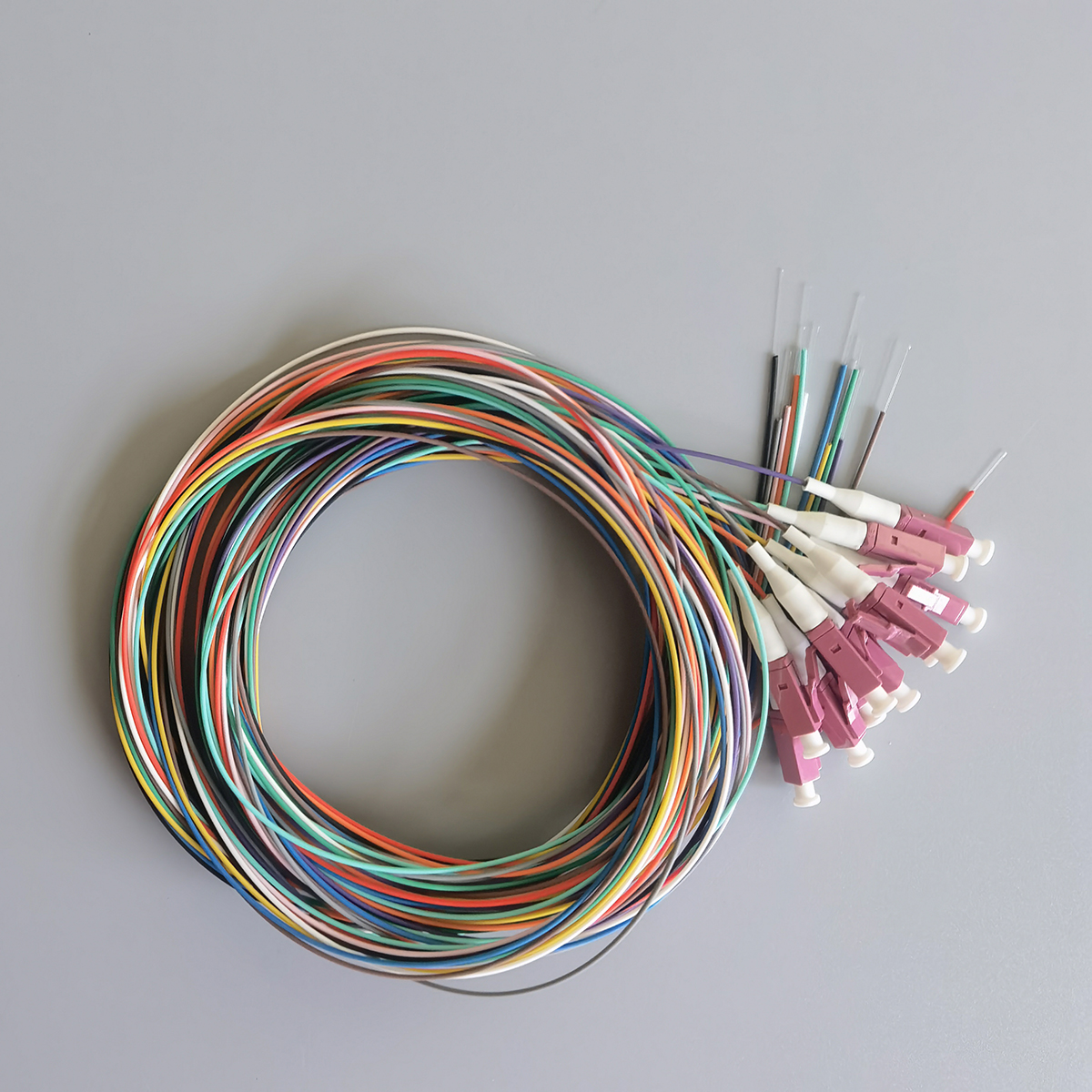12 Colors OM4 Fiber Connector Pigtail Cable 2M 0.9mm LC/UPC Multi-Mode Indoor FTTH Cable