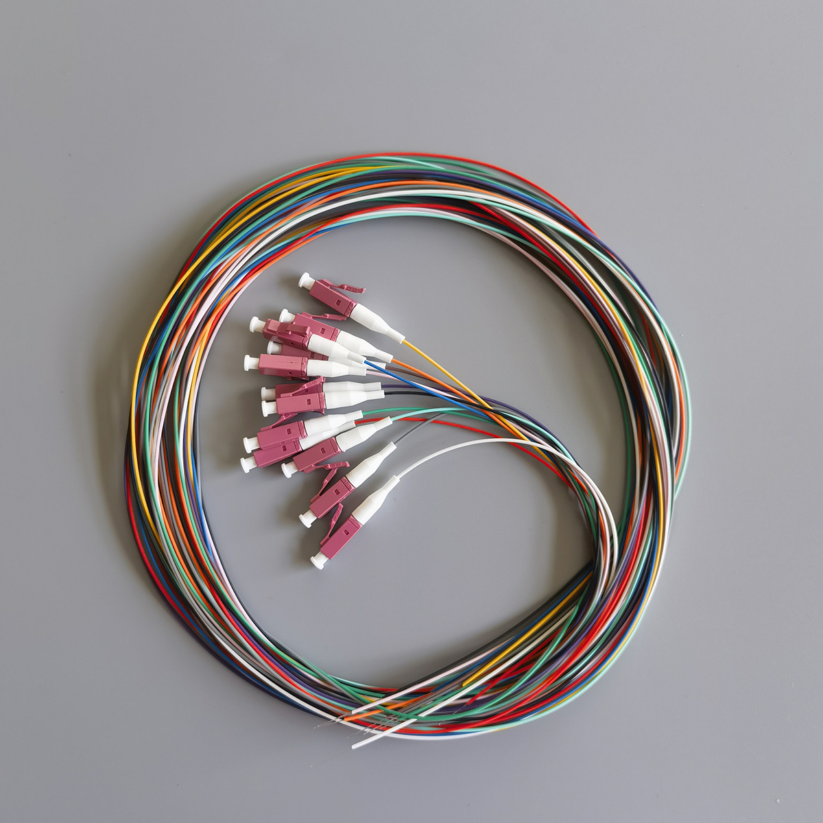 12 Colors OM4 Fiber Connector Pigtail Cable 2M 0.9mm LC/UPC Multi-Mode Indoor FTTH Cable
