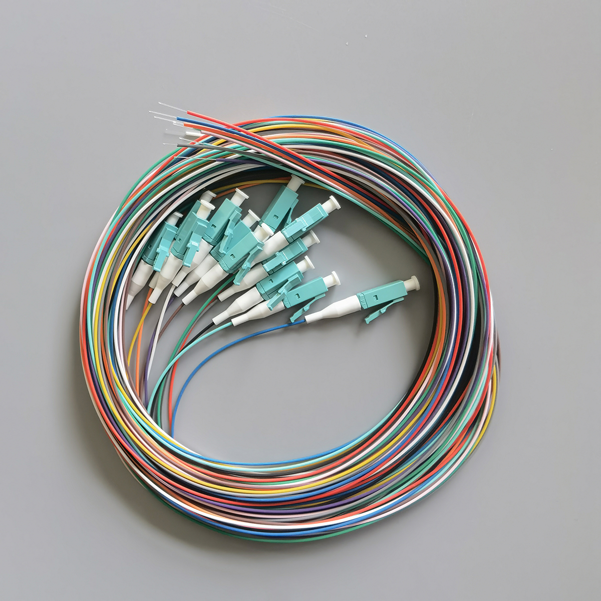 Fiber Optic Cable 2M LC UPC FTTH Pigtail 12Colors OM3 0.9mm Indoor Multimode Easy Install 