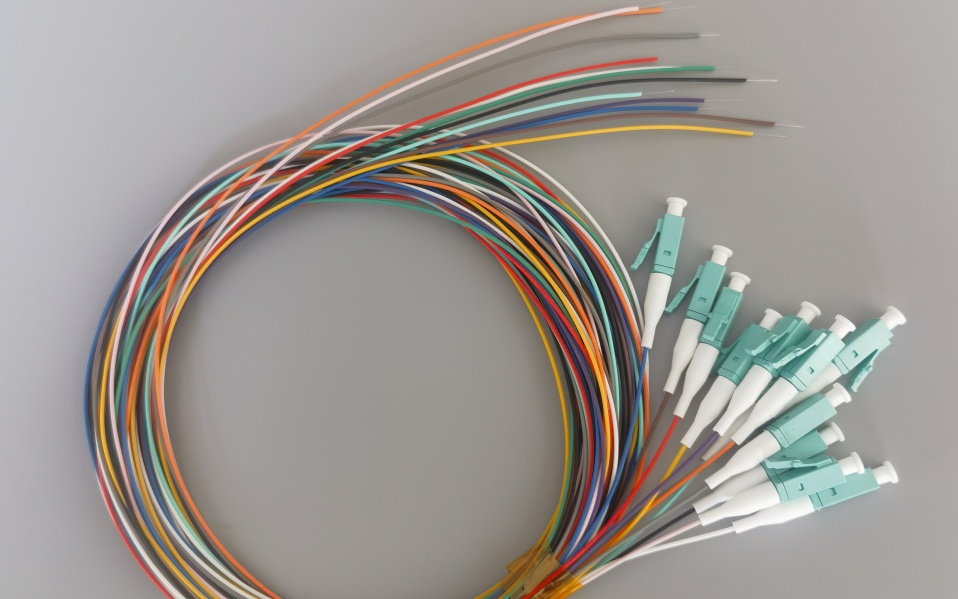  Fiber Optic Cable 2M LC UPC FTTH Pigtail 12Colors OM3 0.9mm Indoor Multimode Easy Install 