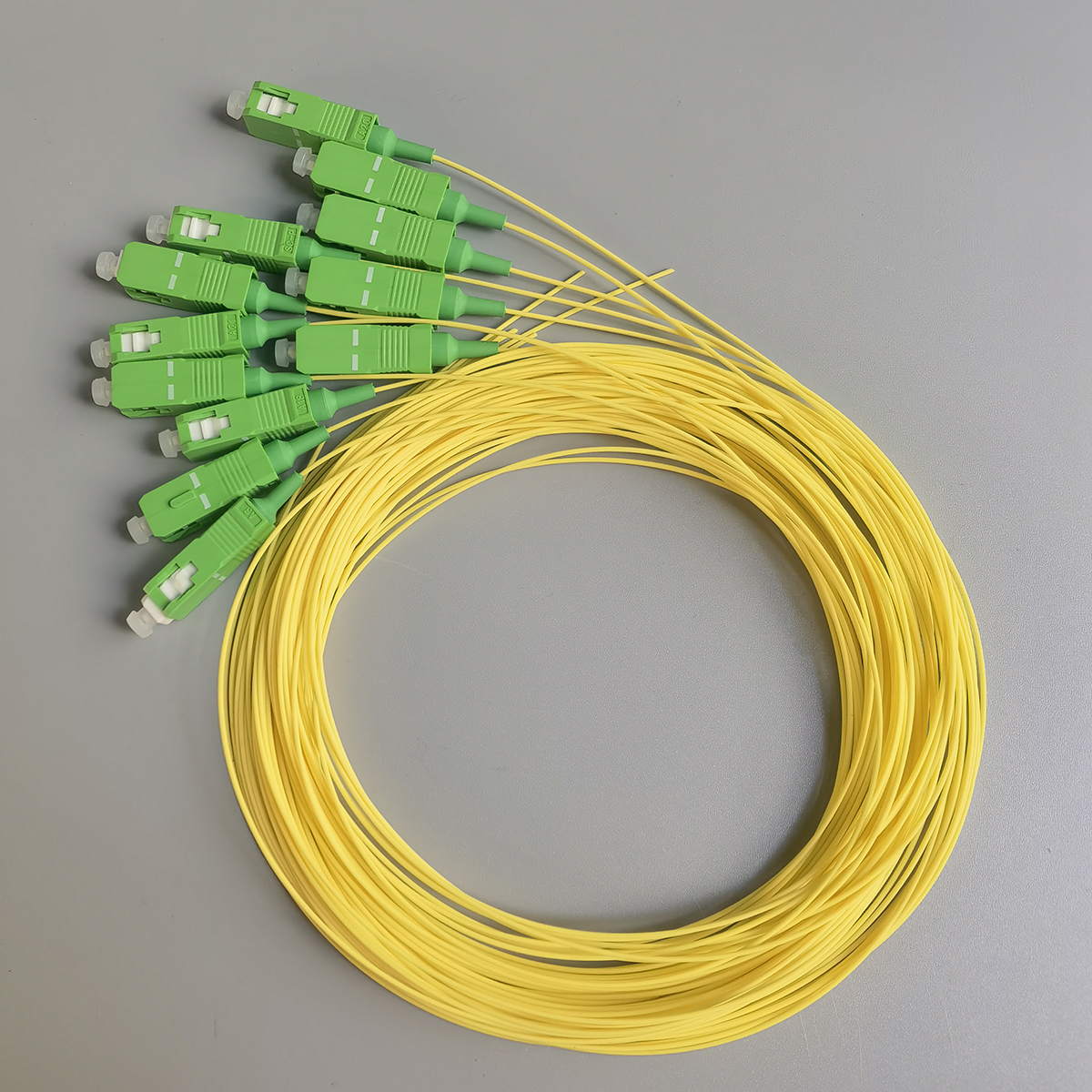 Fiber Optic Pigtail Cable 2M 12Pcs 0.9mm SC/APC Simplex Single Mode Indoor FTTH Pigtail