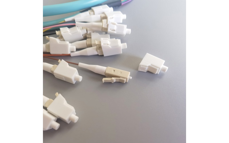 Fiber Optic Pigtail LC/UPC OM3 1M 2mm LSZH Multimode Indoor High-Quality  FTTH Pigtail