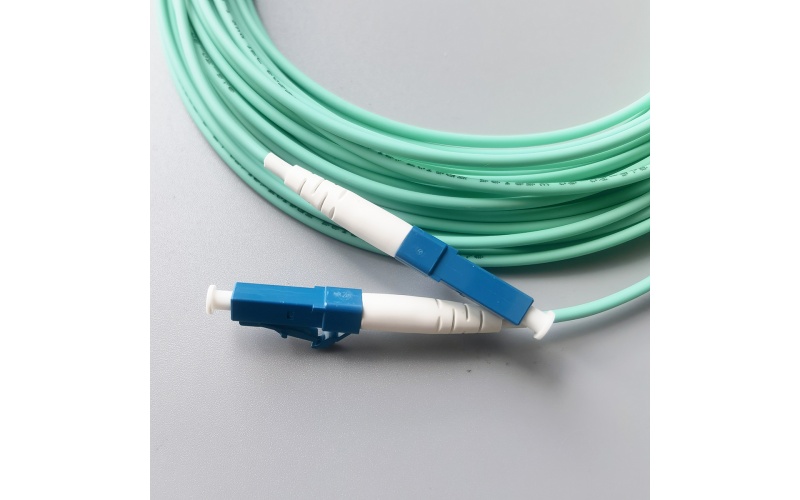 Fiber Optic Internet Cable LC/UPC-LC/UPC OM3 LSZH FTTH Multi-Mode Single Core Fiber Optic Patch Cord